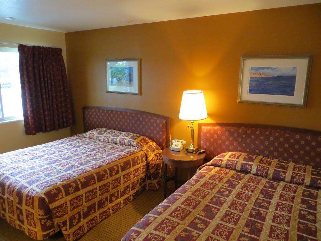 Cameo Motel - Portland Room photo
